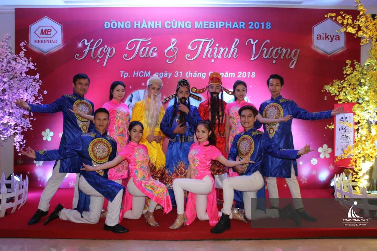 Vũ đoàn cho sự kiện biểu diễn theo chủ đề văn hóa trong chương trình doanh nghiệp nhằm tạo điểm nhấn cho phần khai mạc